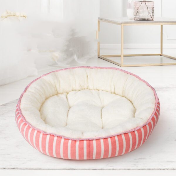 Cama redonda acolchoada rosa às riscas para cão ou gato