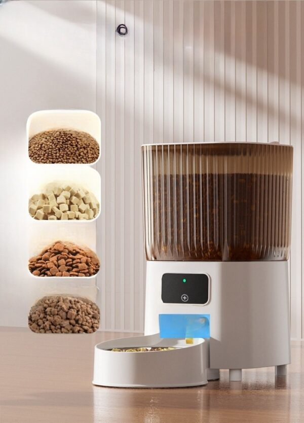 Comedouro automático compatível com ração seca, extrudida e liofilizados