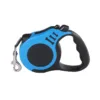 Trela retrátil automática azul para cão, com pega ergonómica preta